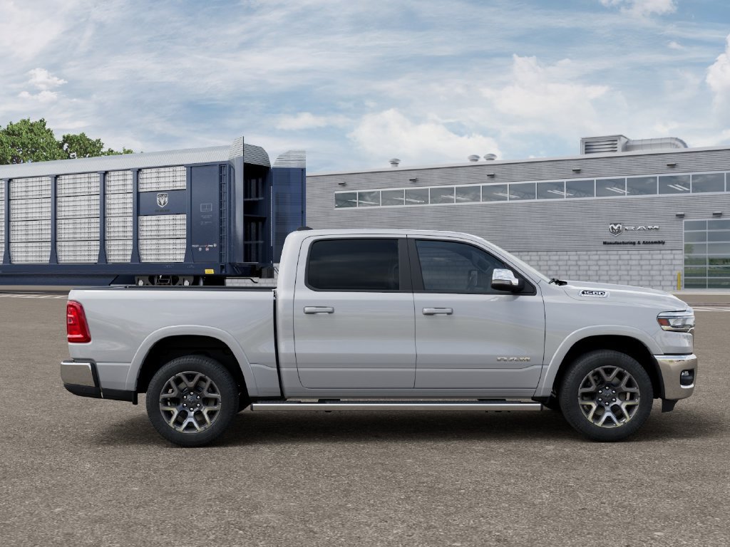 New 2027 RAM 1500 Laramie AWD/4WD image 21