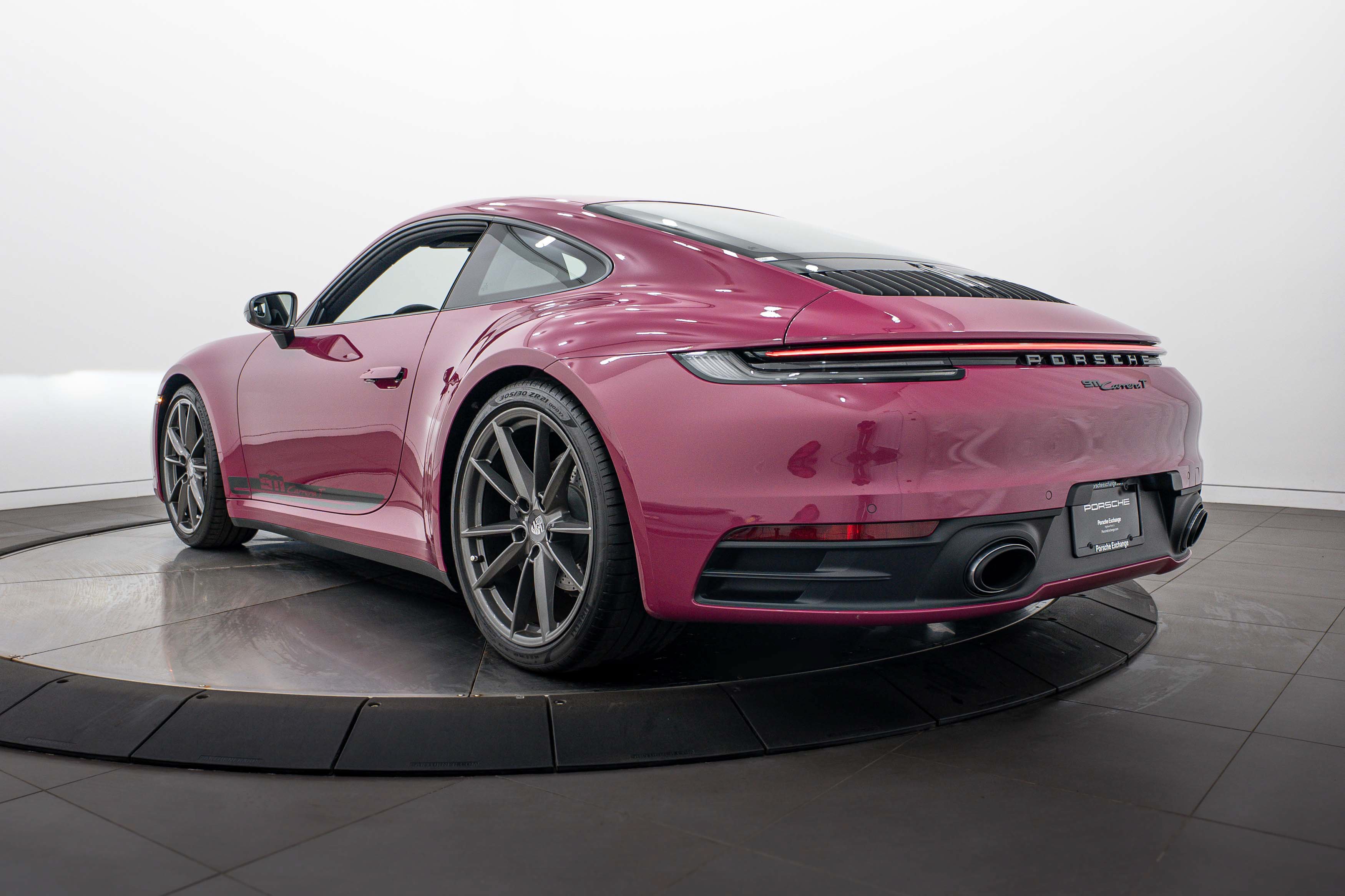 Certified 2024 Porsche 911 Carrera T RWD image 3