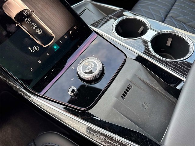 New 2025 Cadillac Escalade IQ Luxury 1 w/ Smart Trailering package image 27