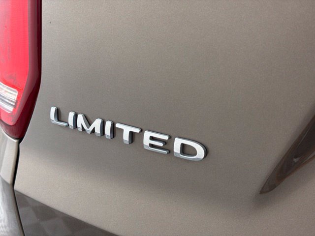 Used 2016 Ford Explorer Limited AWD/4WD image 25