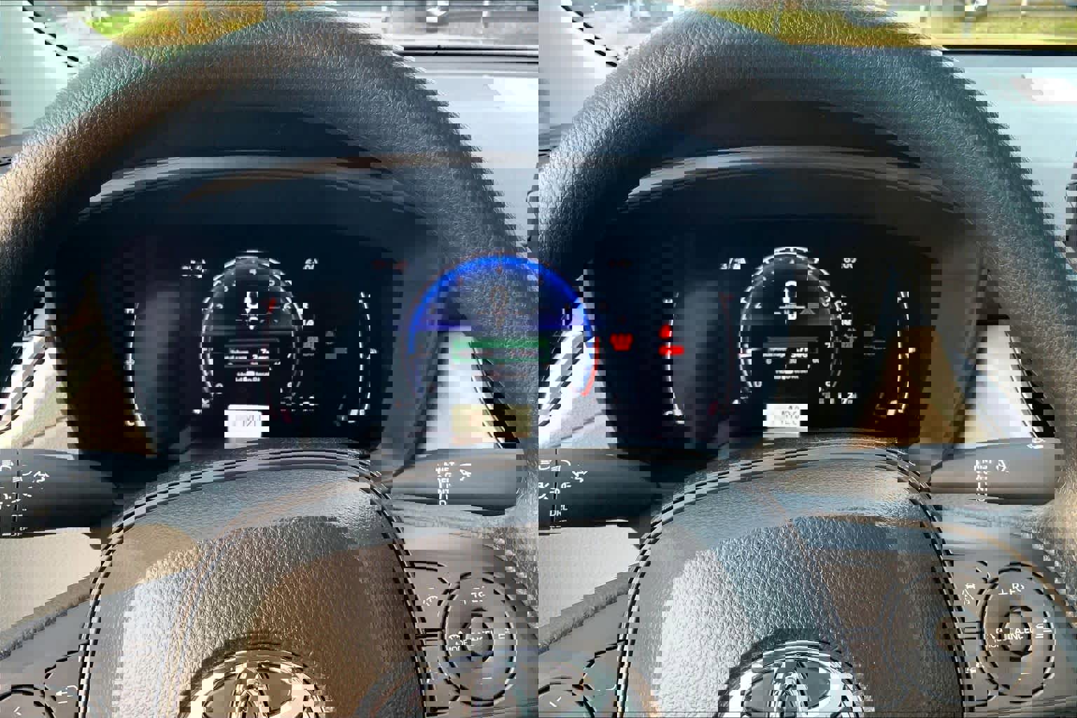 New 2026 Toyota Corolla Cross L image 18