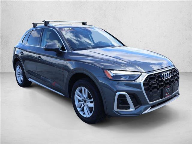 Used 2023 Audi Q5 2.0T Premium w/ Convenience Package AWD/4WD image 3