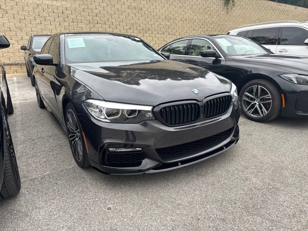 Used 2018 BMW 540i w/ M Sport Package RWD image 2