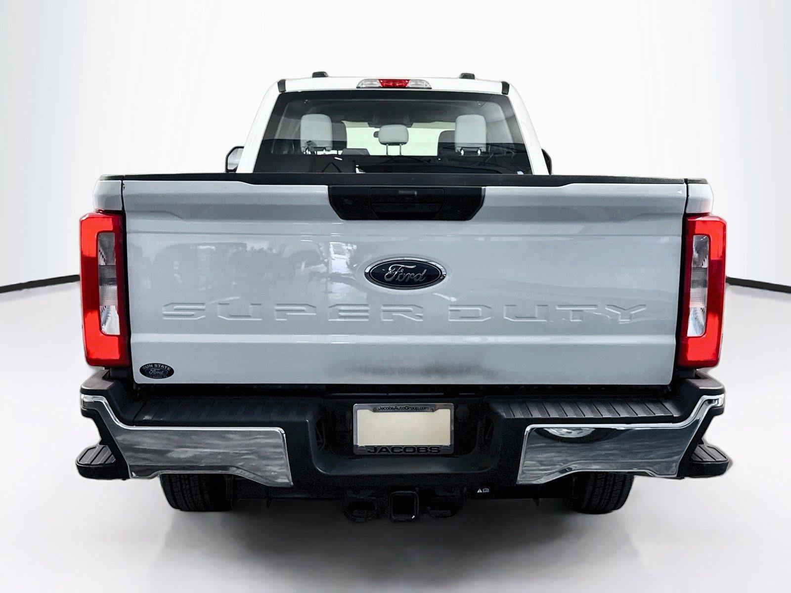 Used 2024 Ford F250 XL w/ XL Chrome Package AWD/4WD image 4