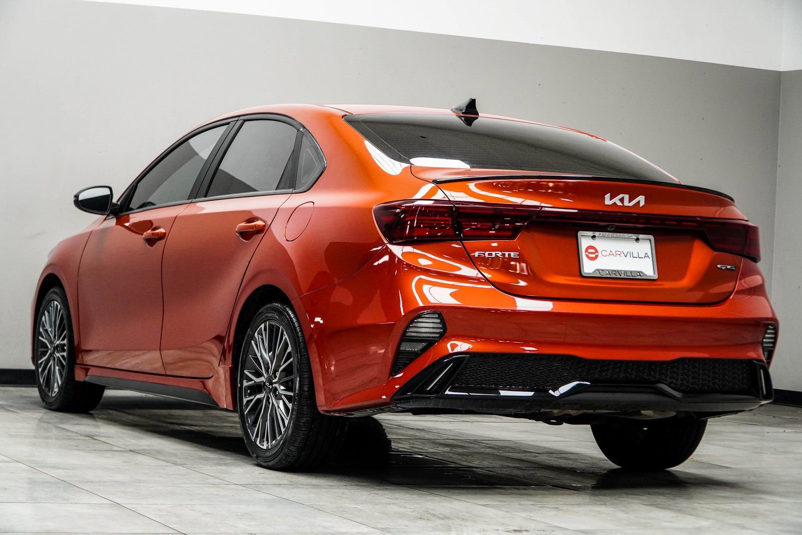 Used 2024 Kia Forte GT-Line w/ GT-Line Premium Package image 10