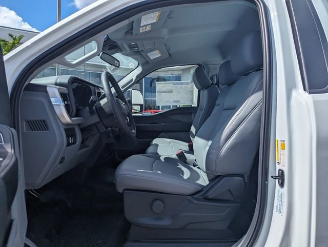 New 2026 Ford F250 XL w/ F-250 >10K GVWR Package image 6