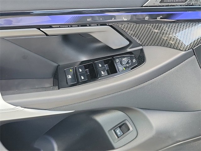Used 2026 BMW M5 image 16