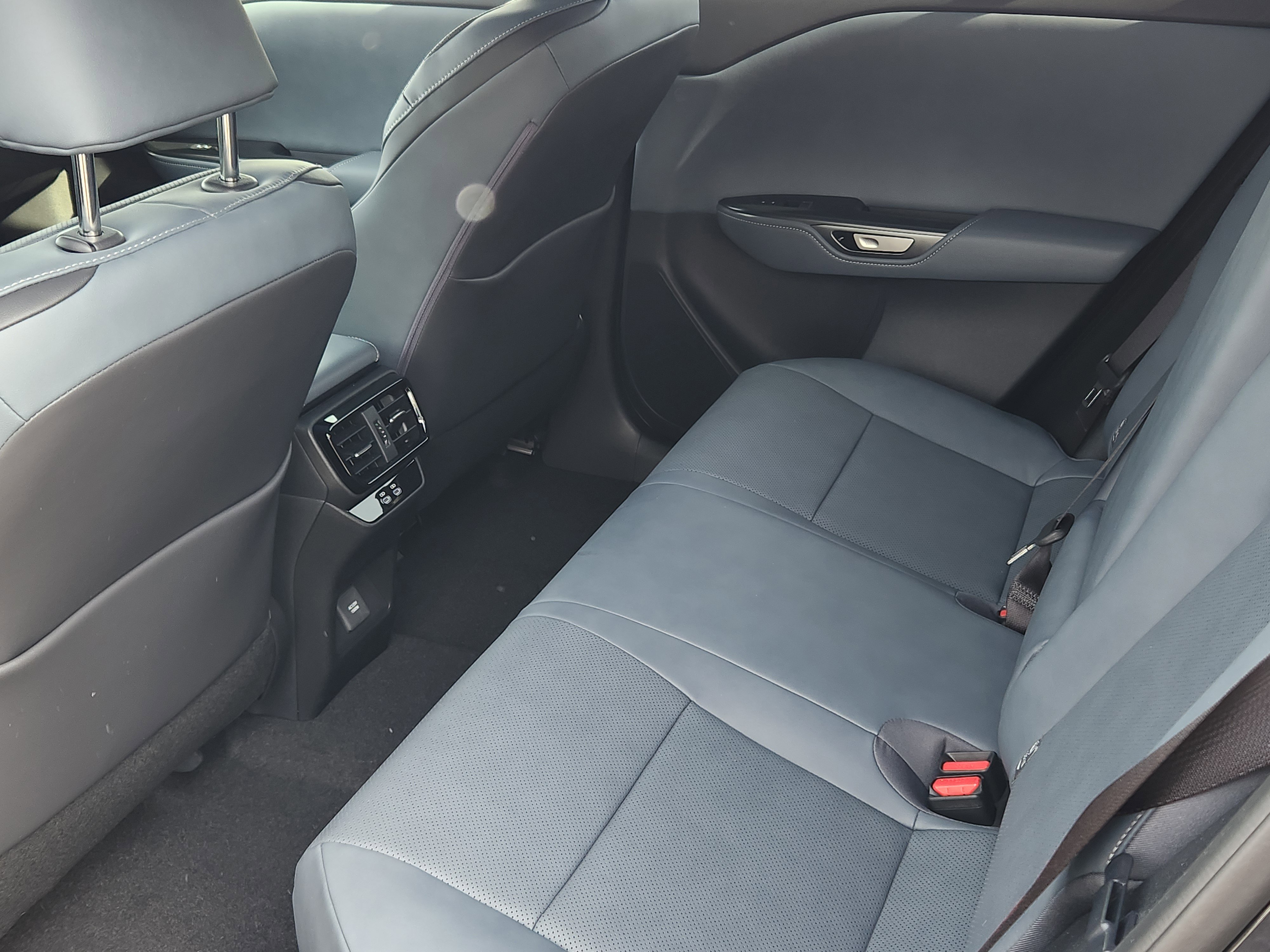 Certified 2026 Lexus RZ 450e AWD w/ Technology Package image 15
