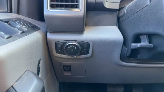 Used 2019 Ford F150 XLT image 12