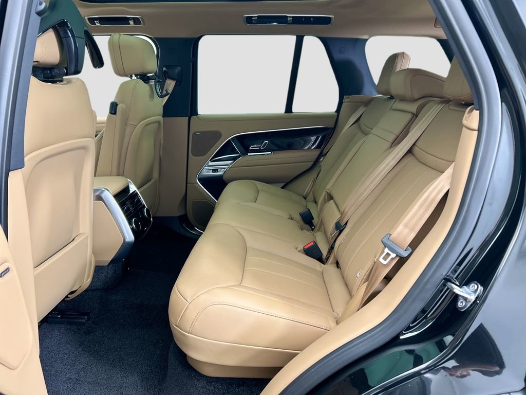 New 2026 Land Rover Range Rover SE image 21