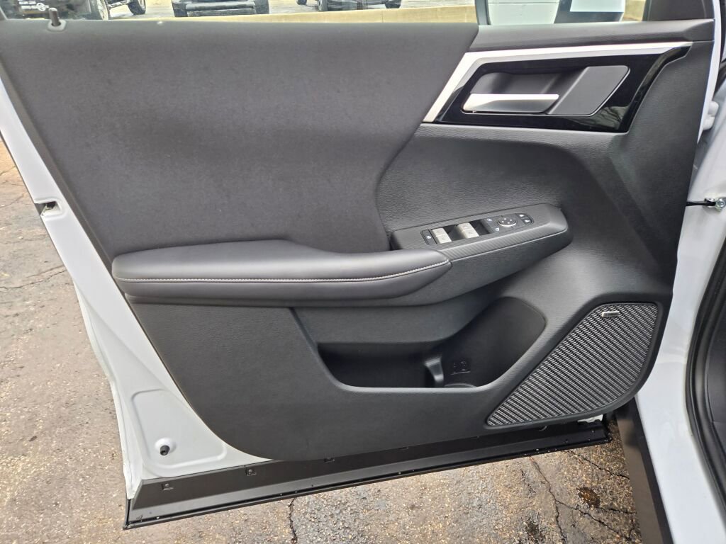 New 2026 Mitsubishi Outlander ES AWD/4WD image 16