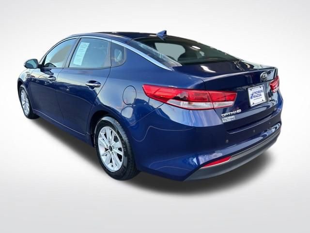 Used 2017 Kia Optima LX FWD image 3