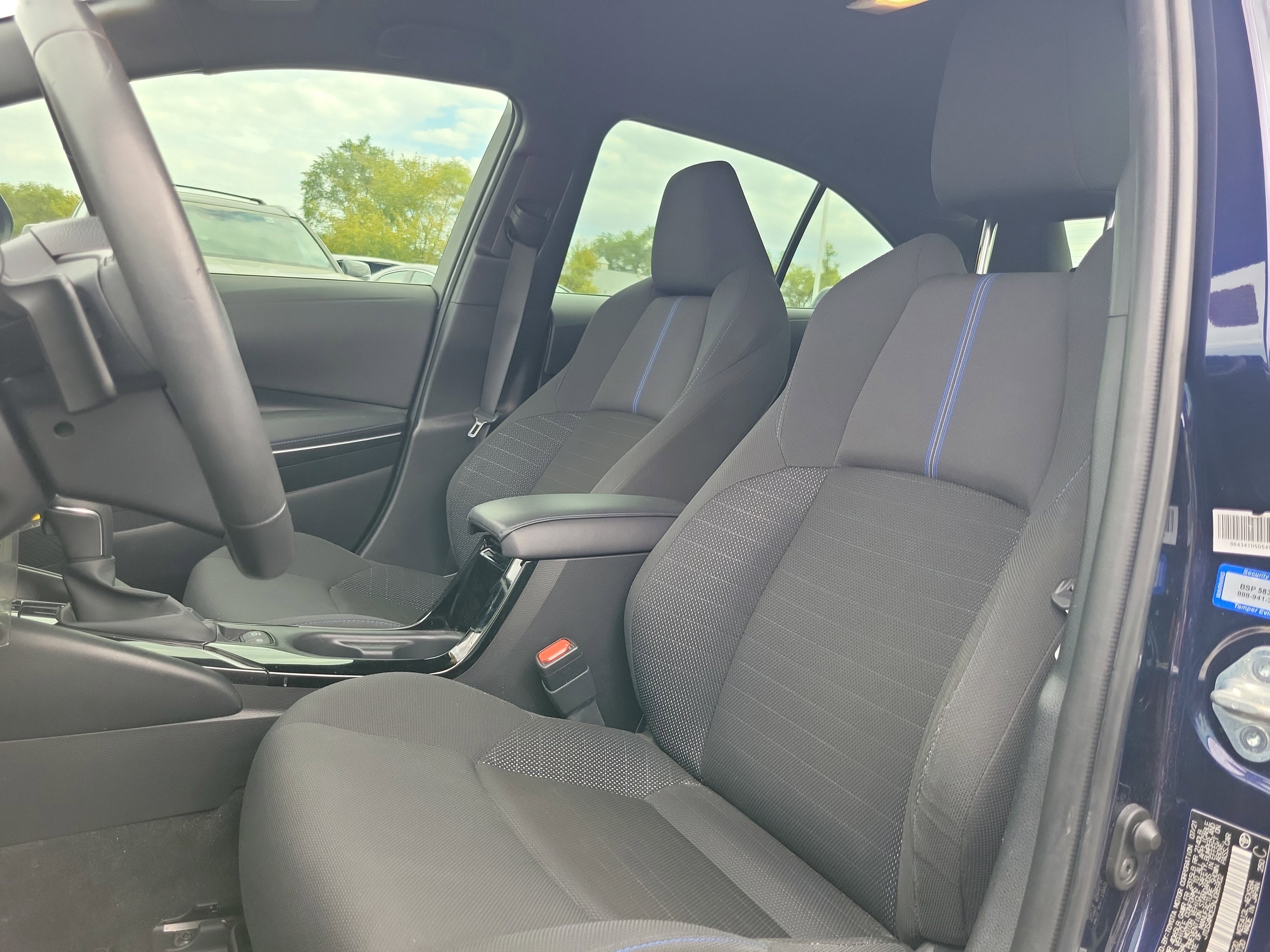 Used 2022 Toyota Corolla SE image 16