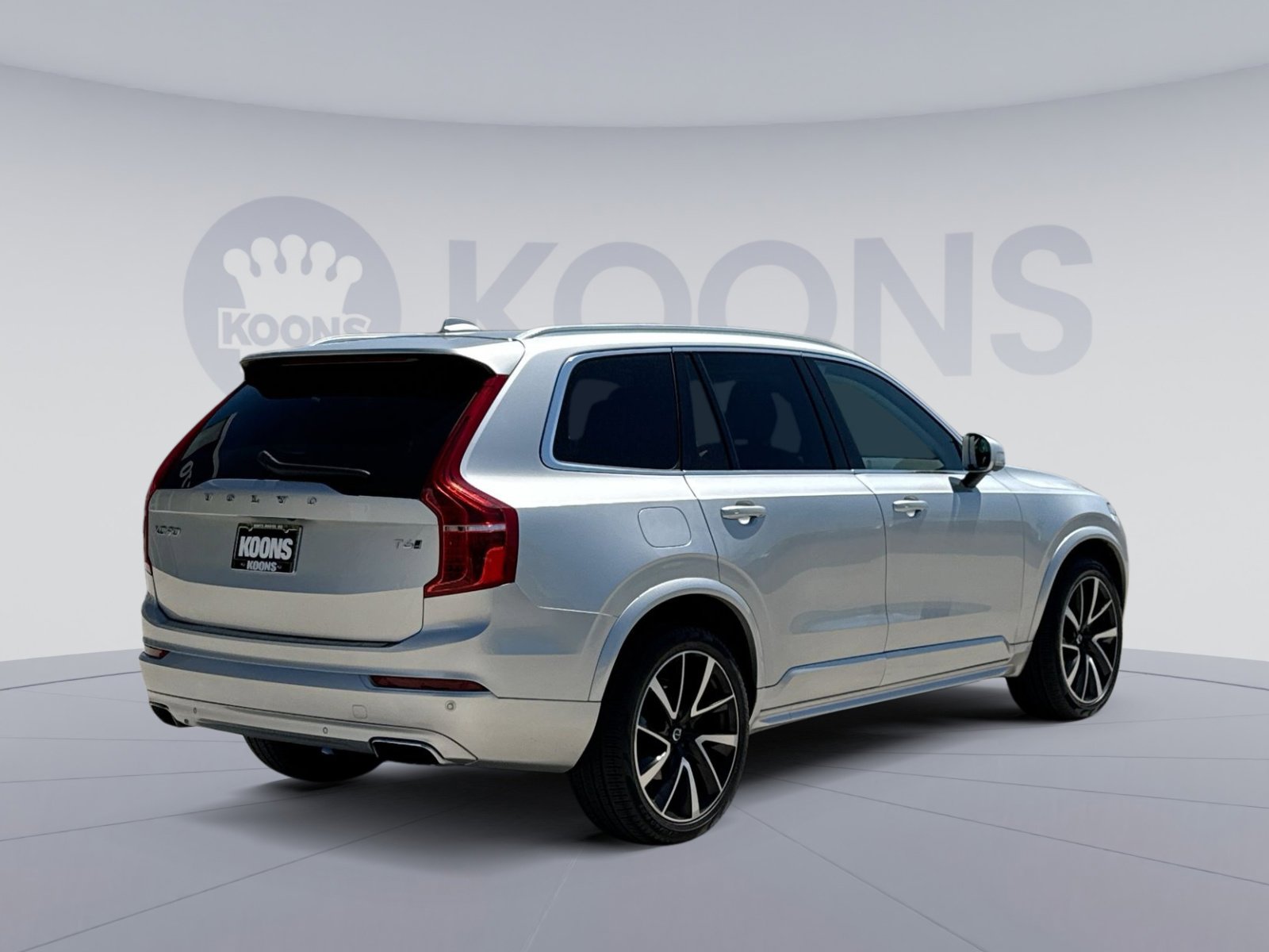 Certified 2021 Volvo XC90 T6 Momentum w/ Advanced Package AWD/4WD image 16
