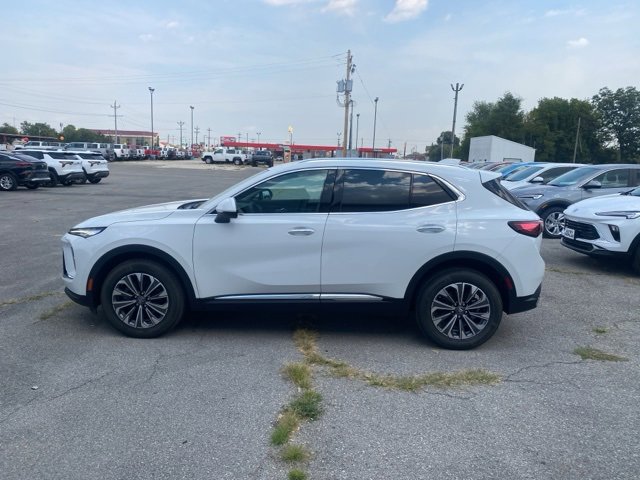 New 2025 Buick Envision Preferred image 3