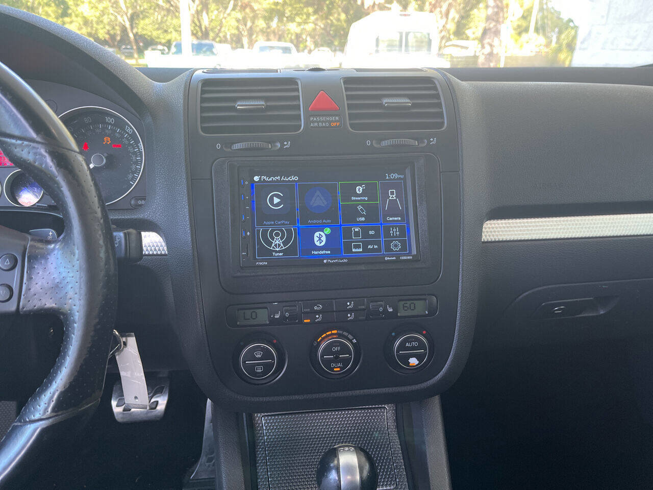 Used 2008 Volkswagen R32 image 9