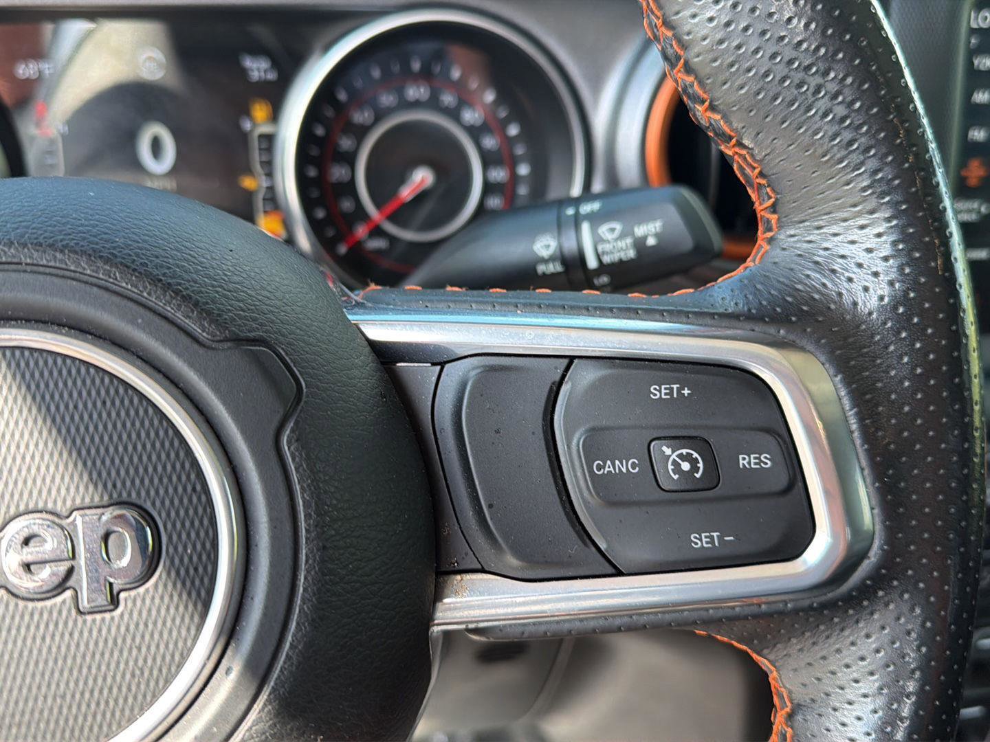 Used 2022 Jeep Gladiator Mojave w/ Cold Weather Group AWD/4WD image 21