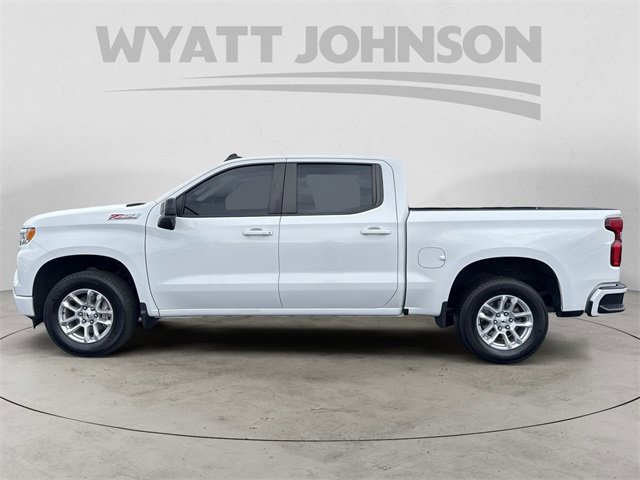 Used 2023 Chevrolet Silverado 1500 RST w/ Convenience Package II image 2