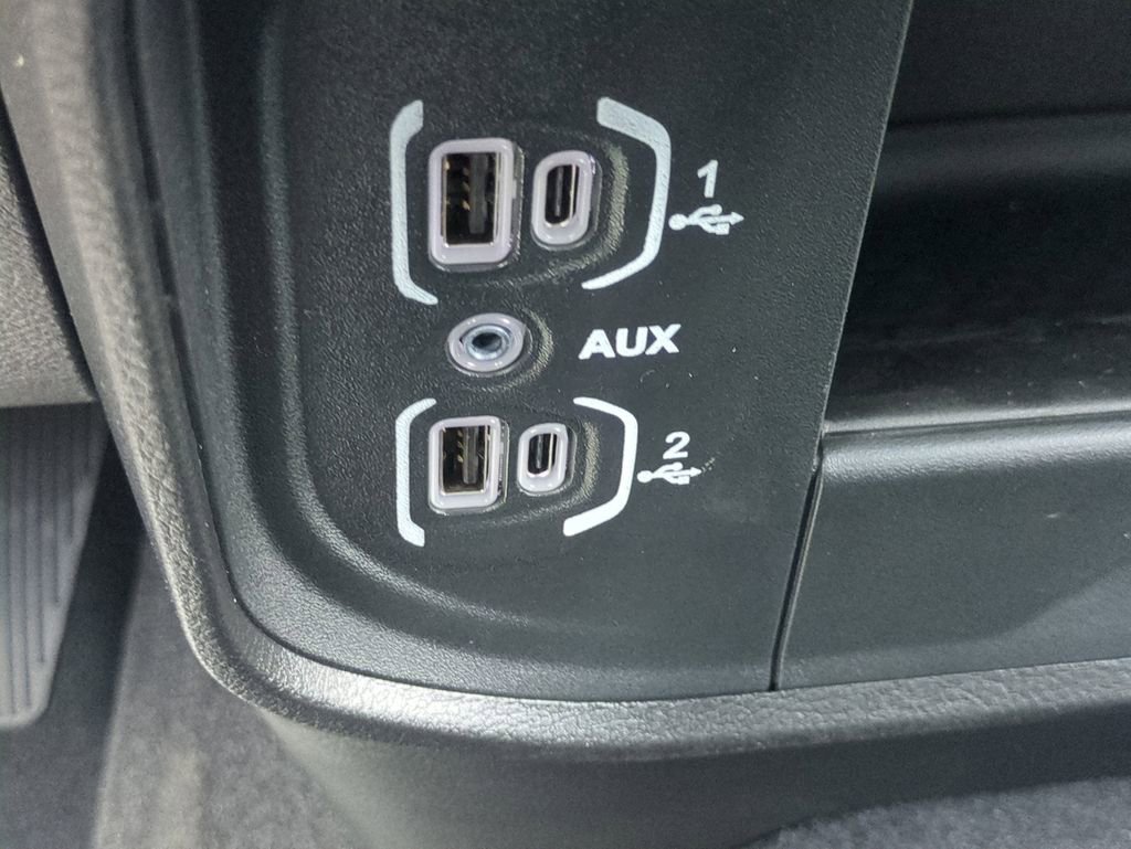New 2026 RAM 3500 Tradesman AWD/4WD image 22