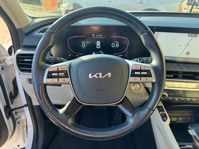 Used 2023 Kia Telluride EX w/ EX Captain's Chair Package image 29