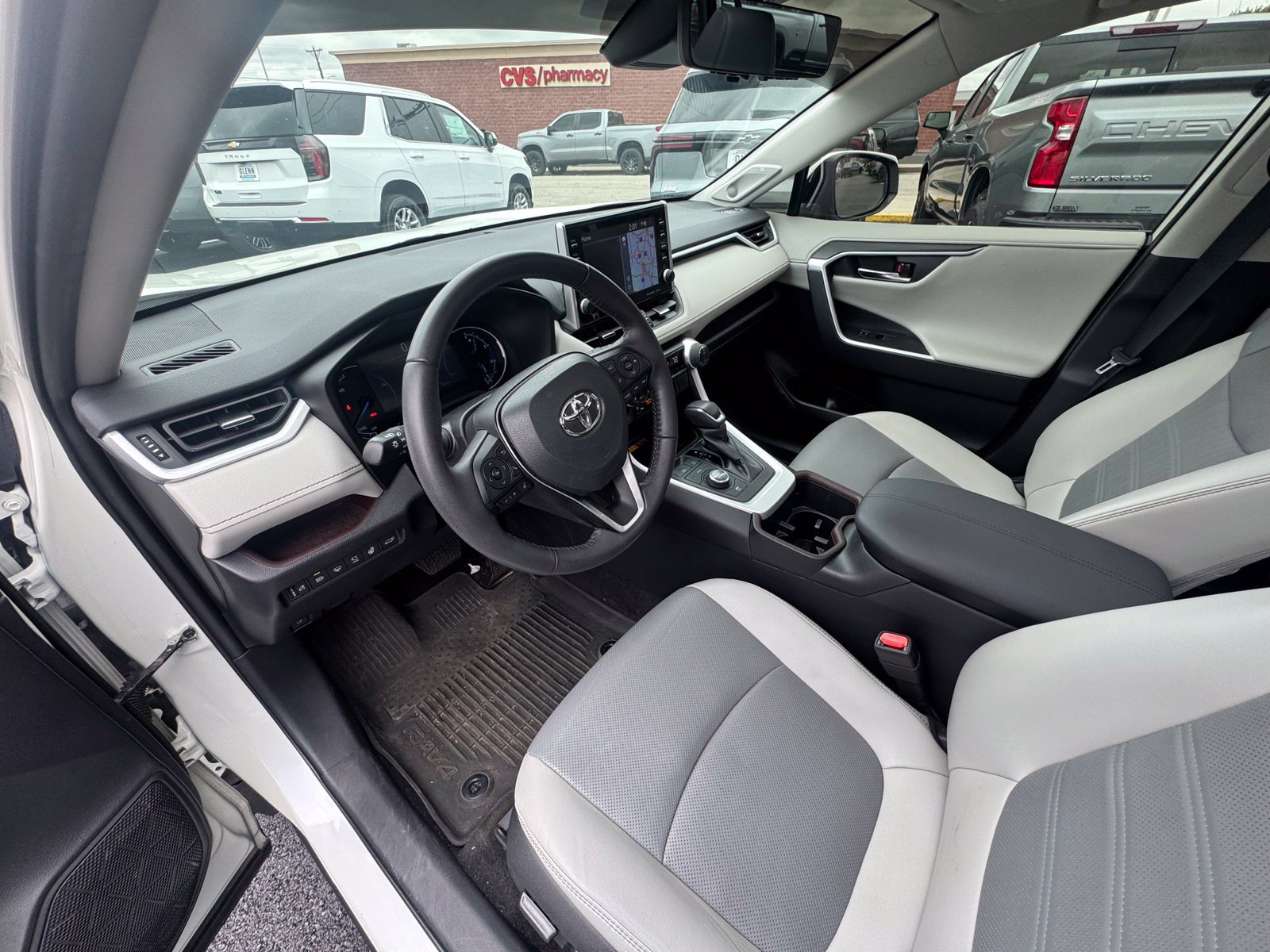 Used 2022 Toyota RAV4 Limited AWD/4WD image 15