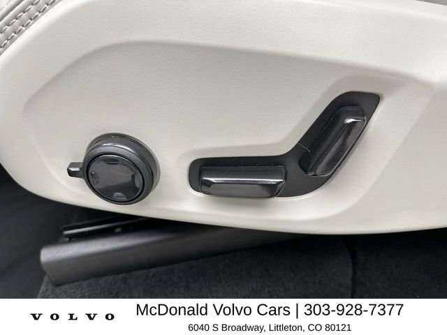 Certified 2024 Volvo XC90 B6 Ultimate w/ Protection Package Premier AWD/4WD image 12