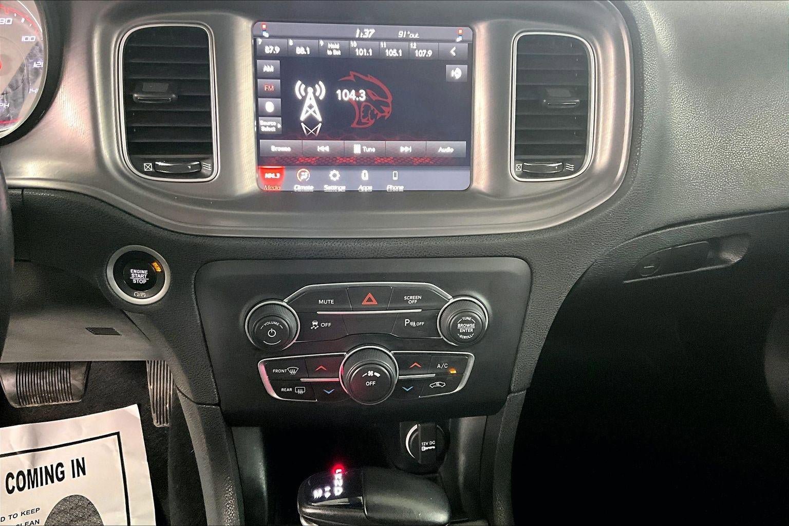 Used 2023 Dodge Charger SXT image 15