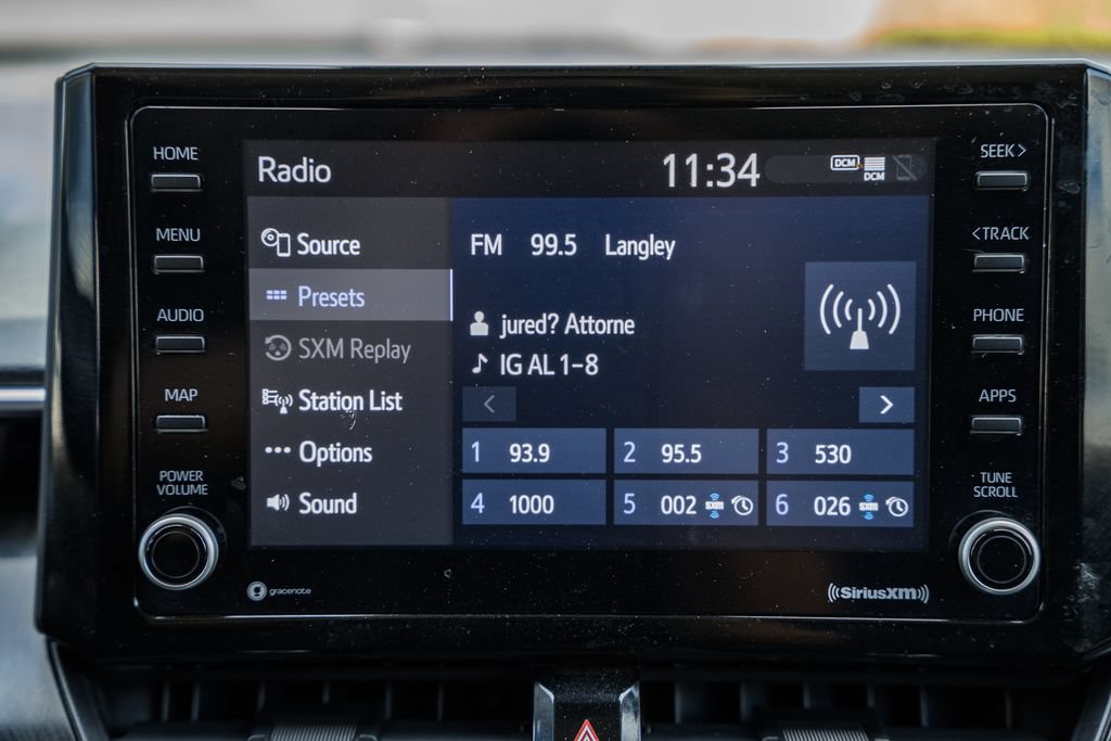 Used 2022 Toyota Corolla Cross LE AWD/4WD image 19