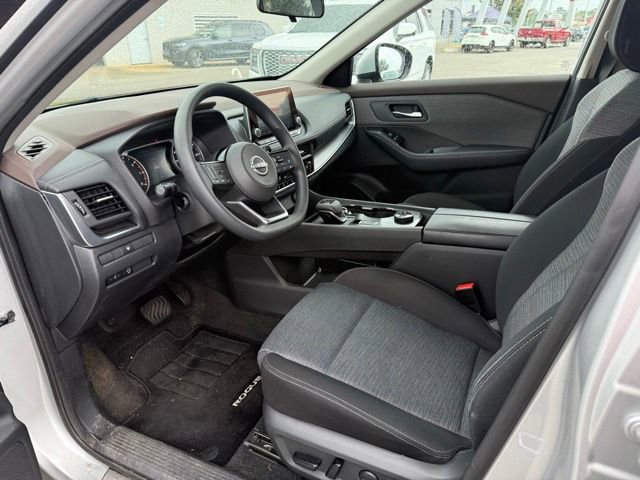 Used 2023 Nissan Rogue SV AWD/4WD image 22