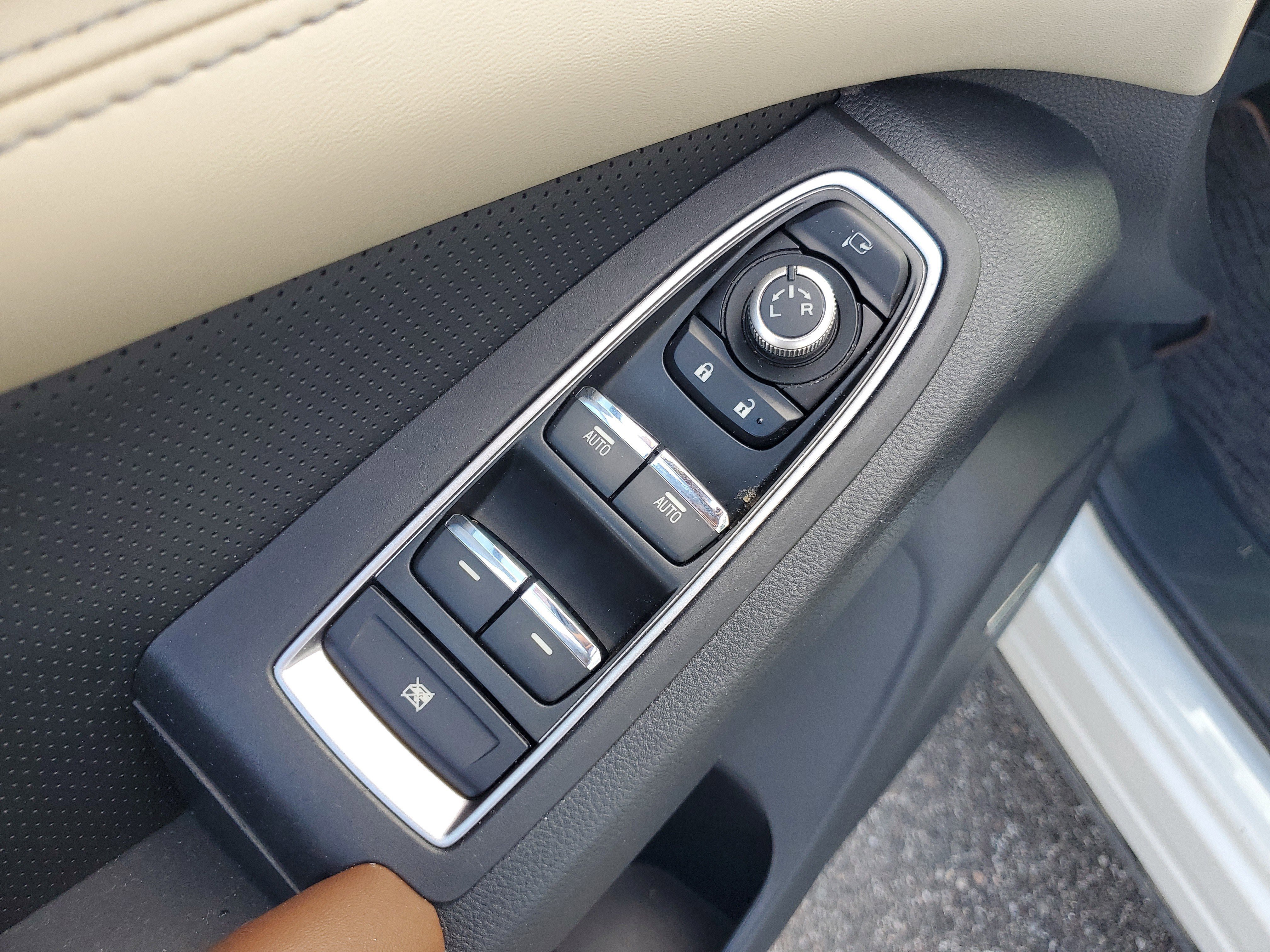 Used 2020 Subaru Ascent Touring w/ Popular Package #2A image 23