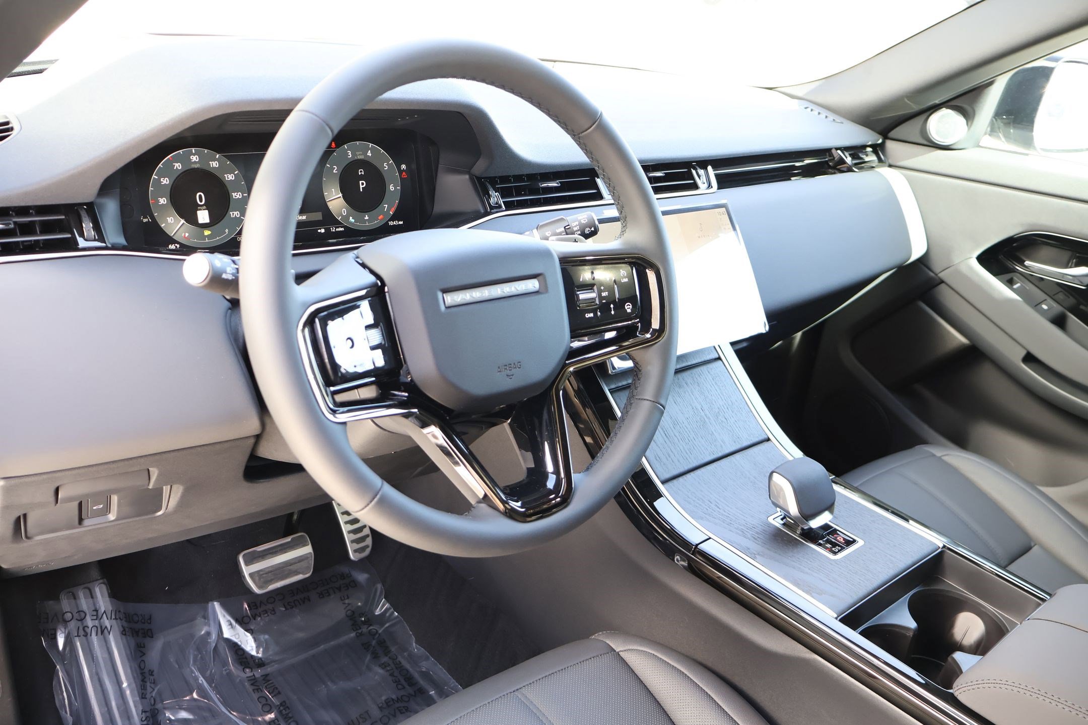 New 2026 Land Rover Range Rover Evoque Dynamic SE image 12