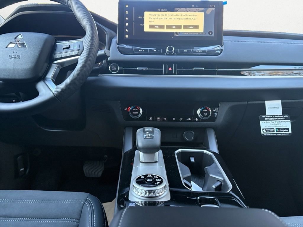 New 2026 Mitsubishi Outlander SE image 19