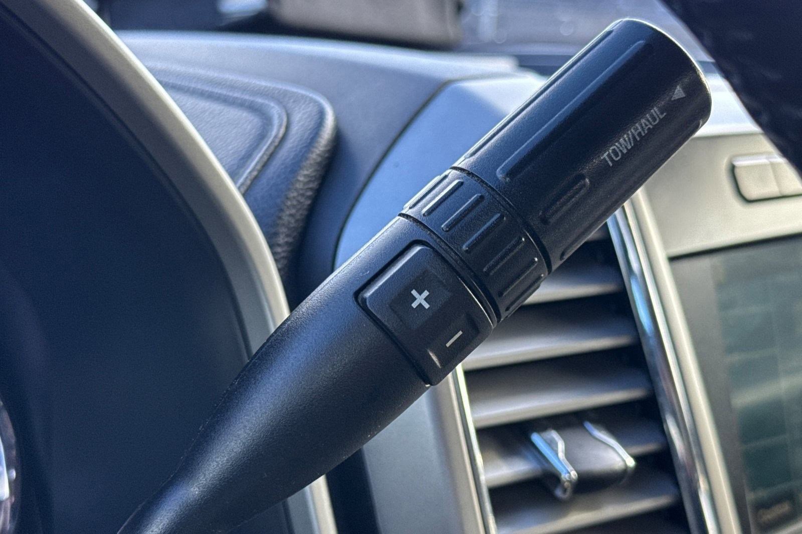 Used 2017 Ford F250 Lariat w/ Chrome Package image 24