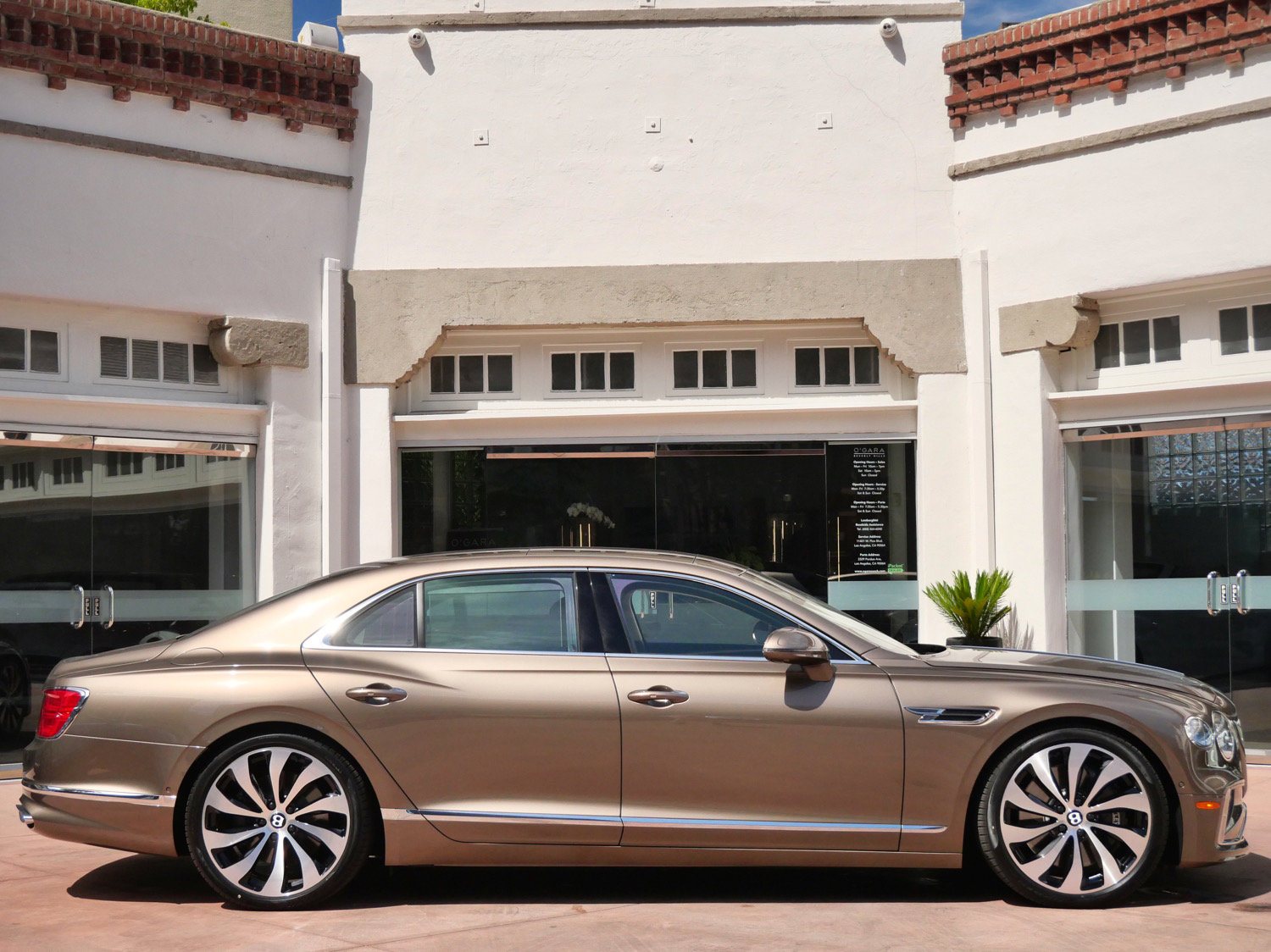 New 2026 Bentley Flying Spur V8 AWD/4WD image 5