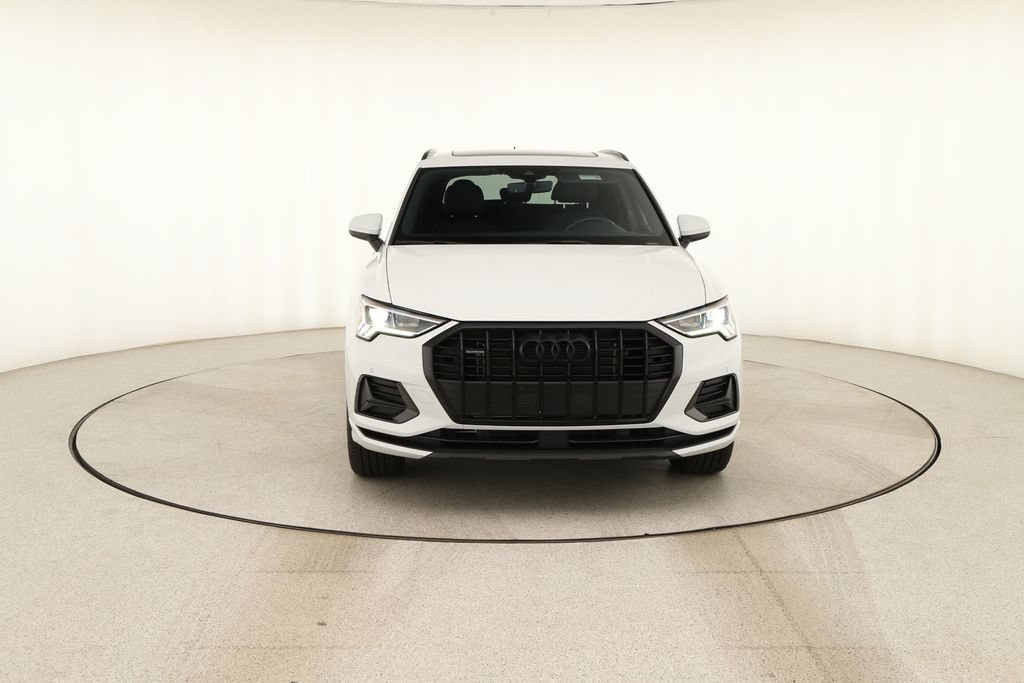 Certified 2023 Audi Q3 2.0T Premium w/ Convenience Package AWD/4WD image 11