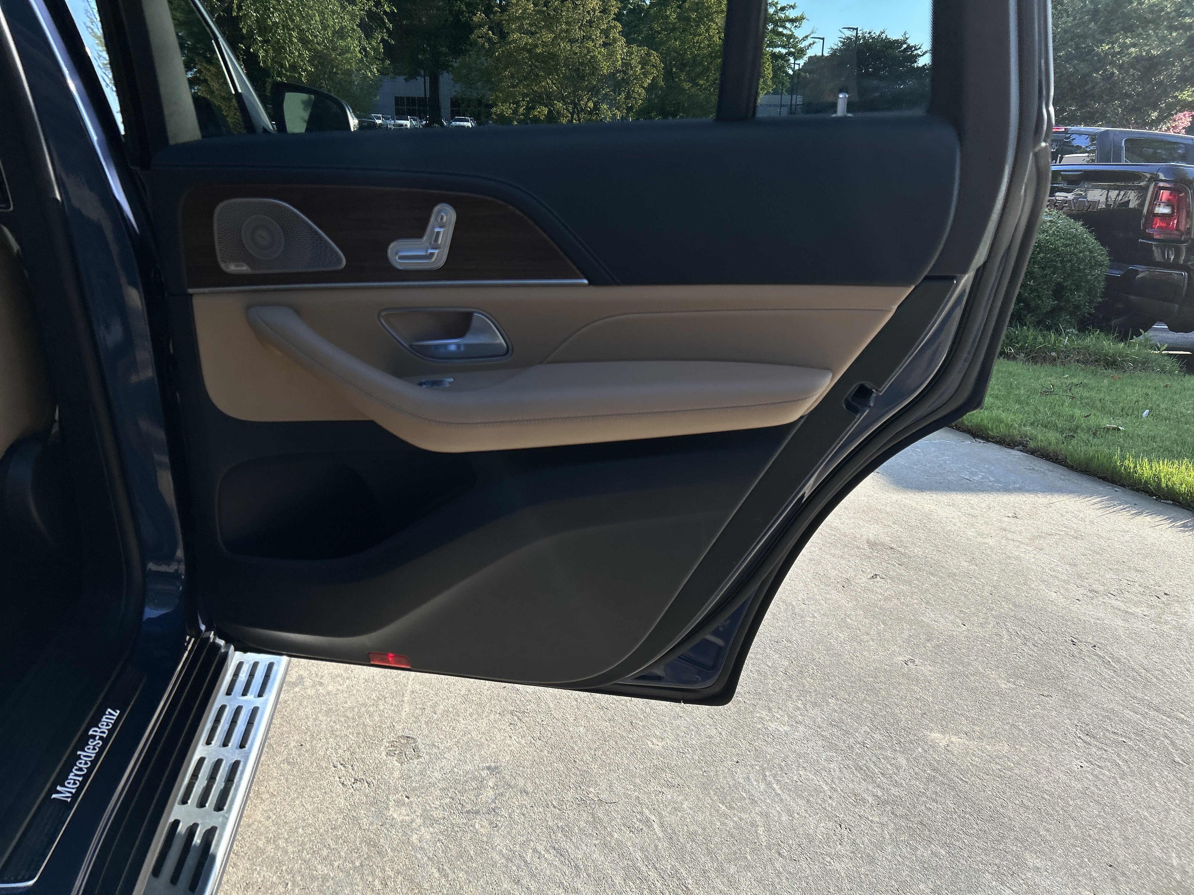 Certified 2024 Mercedes-Benz GLS 450 4MATIC image 46