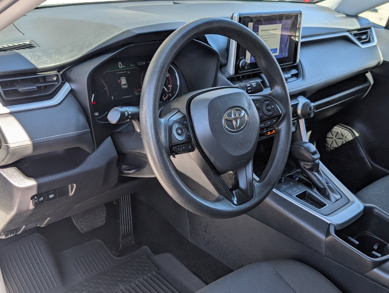 Used 2025 Toyota RAV4 XLE FWD image 14