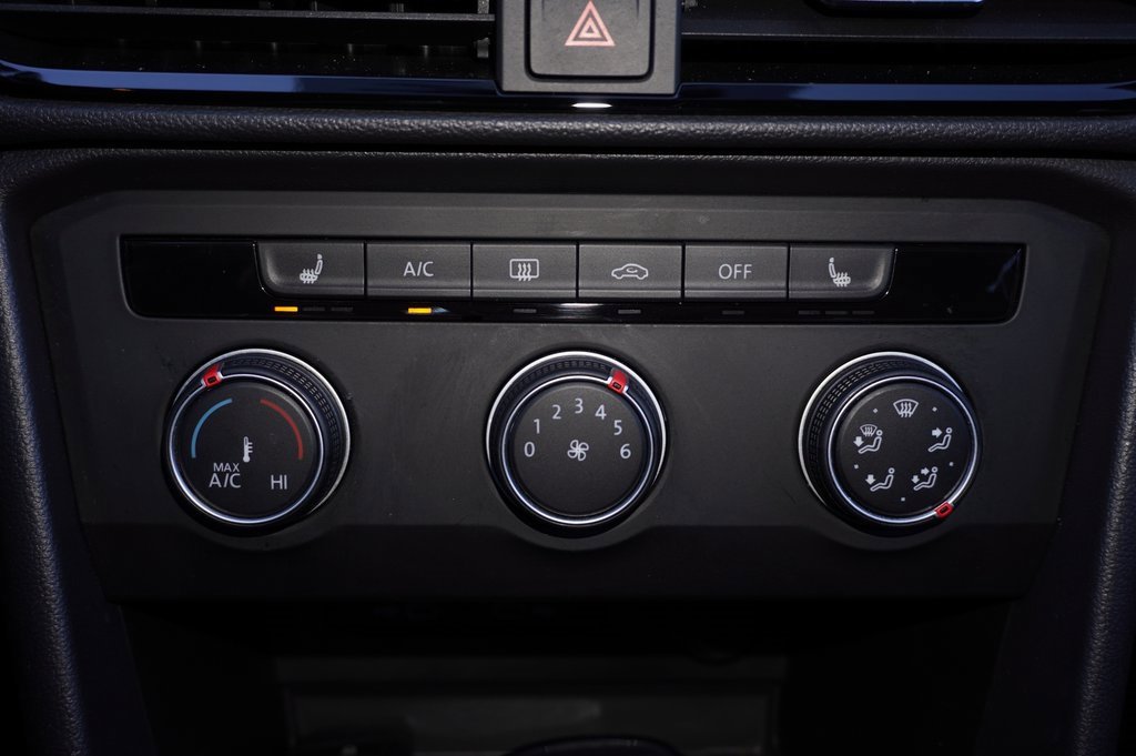 Used 2022 Volkswagen Taos SE image 15