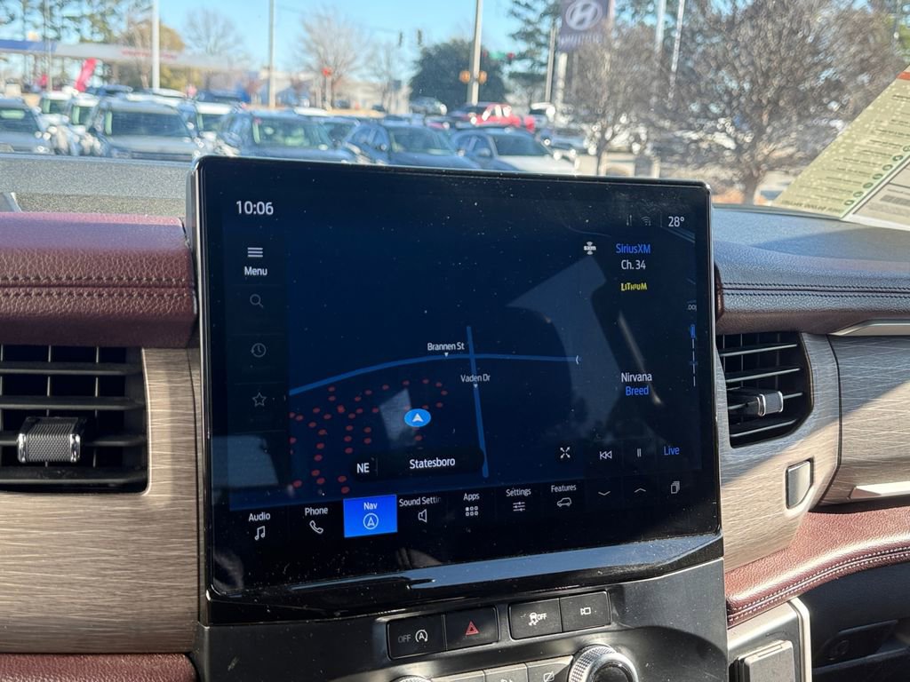 Used 2024 Ford Expedition Limited image 30