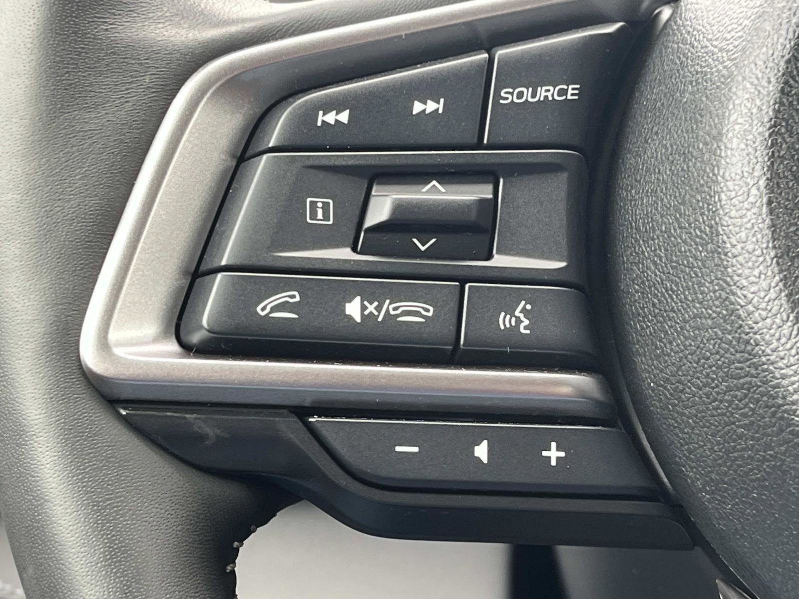 Used 2025 Subaru Outback Touring XT AWD/4WD image 28