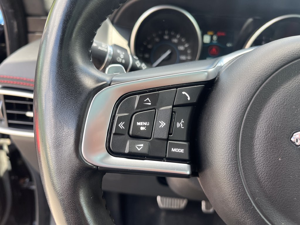 Used 2018 Jaguar F-PACE S AWD/4WD image 22