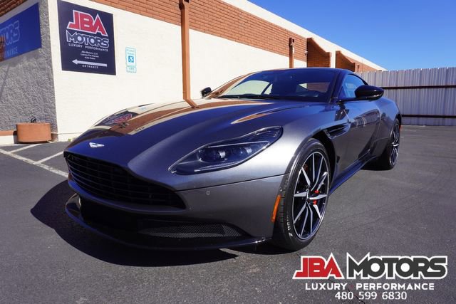Used 2020 Aston Martin DB11 Coupe image 15