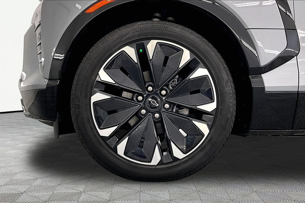 Used 2024 Chevrolet Blazer EV RS AWD/4WD image 9