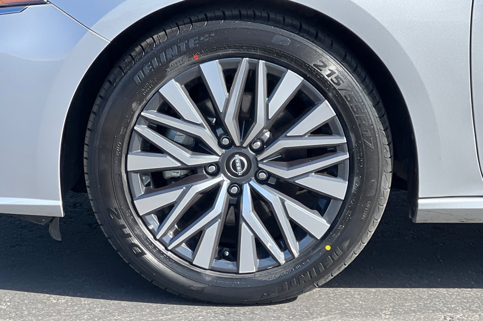 Used 2024 Nissan Altima 2.5 SV image 27