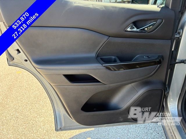 Used 2023 GMC Acadia AT4 w/ Technology Package image 26