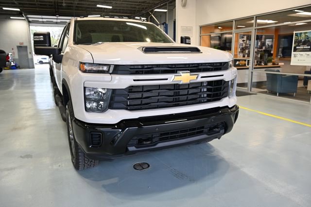New 2026 Chevrolet Silverado 2500 Custom w/ Custom Value Package AWD/4WD image 3
