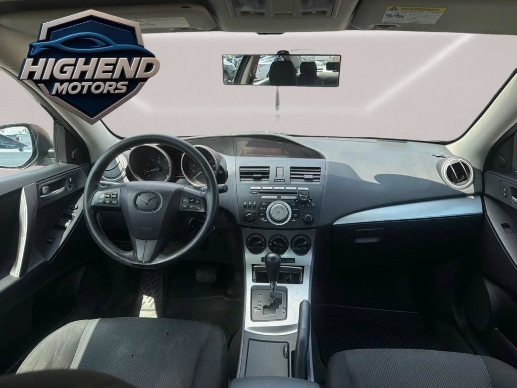 Used 2011 MAZDA MAZDA3 i Touring FWD image 18