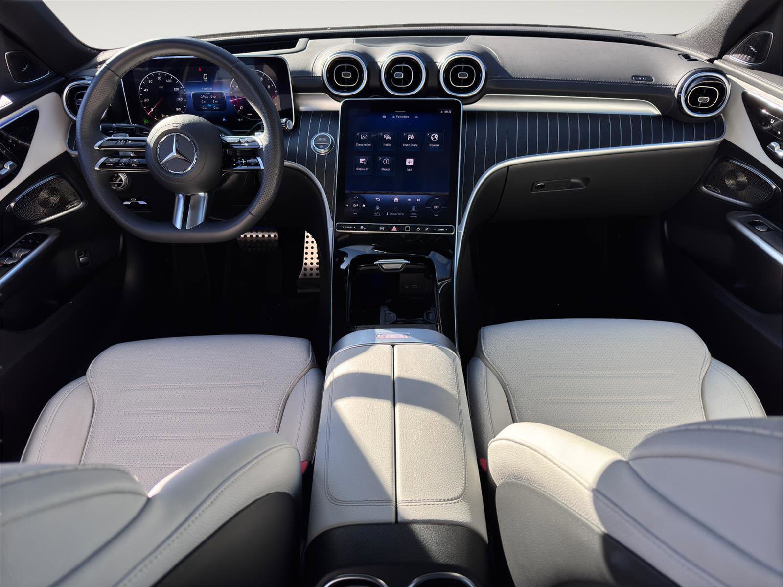 Used 2024 Mercedes-Benz C 300 4MATIC Sedan w/ Pinnacle Trim Package image 17