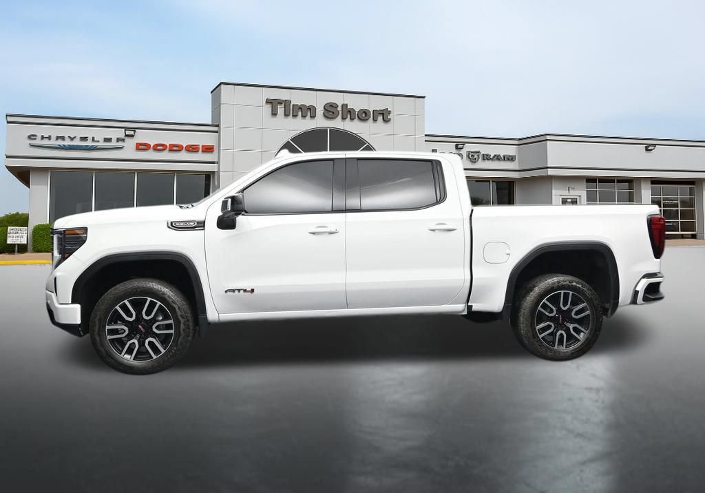 Used 2025 GMC Sierra 1500 AT4 w/ AT4 Preferred Package AWD/4WD image 2