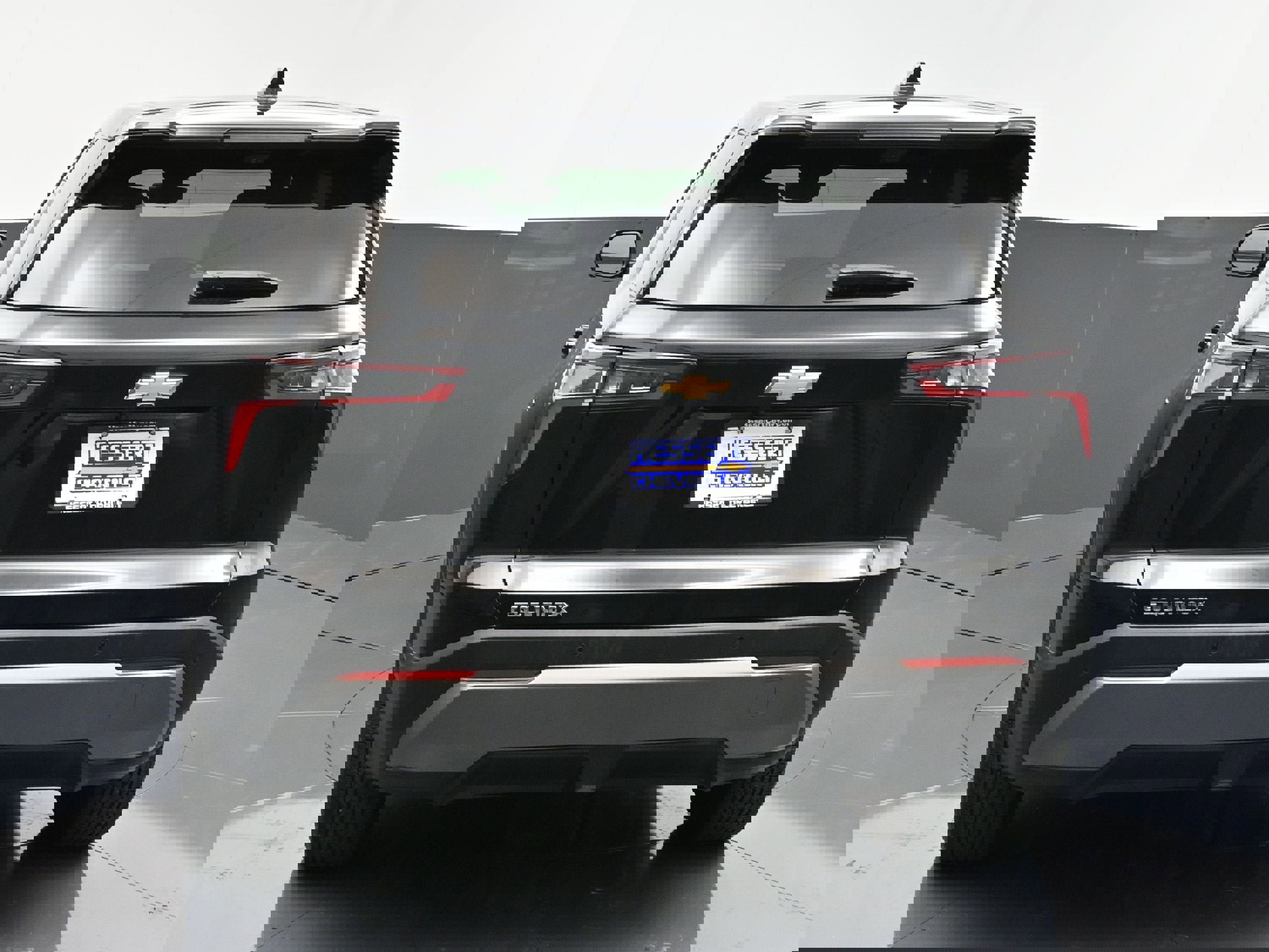 Used 2025 Chevrolet Equinox LT w/ Safety and Technology Package image 6